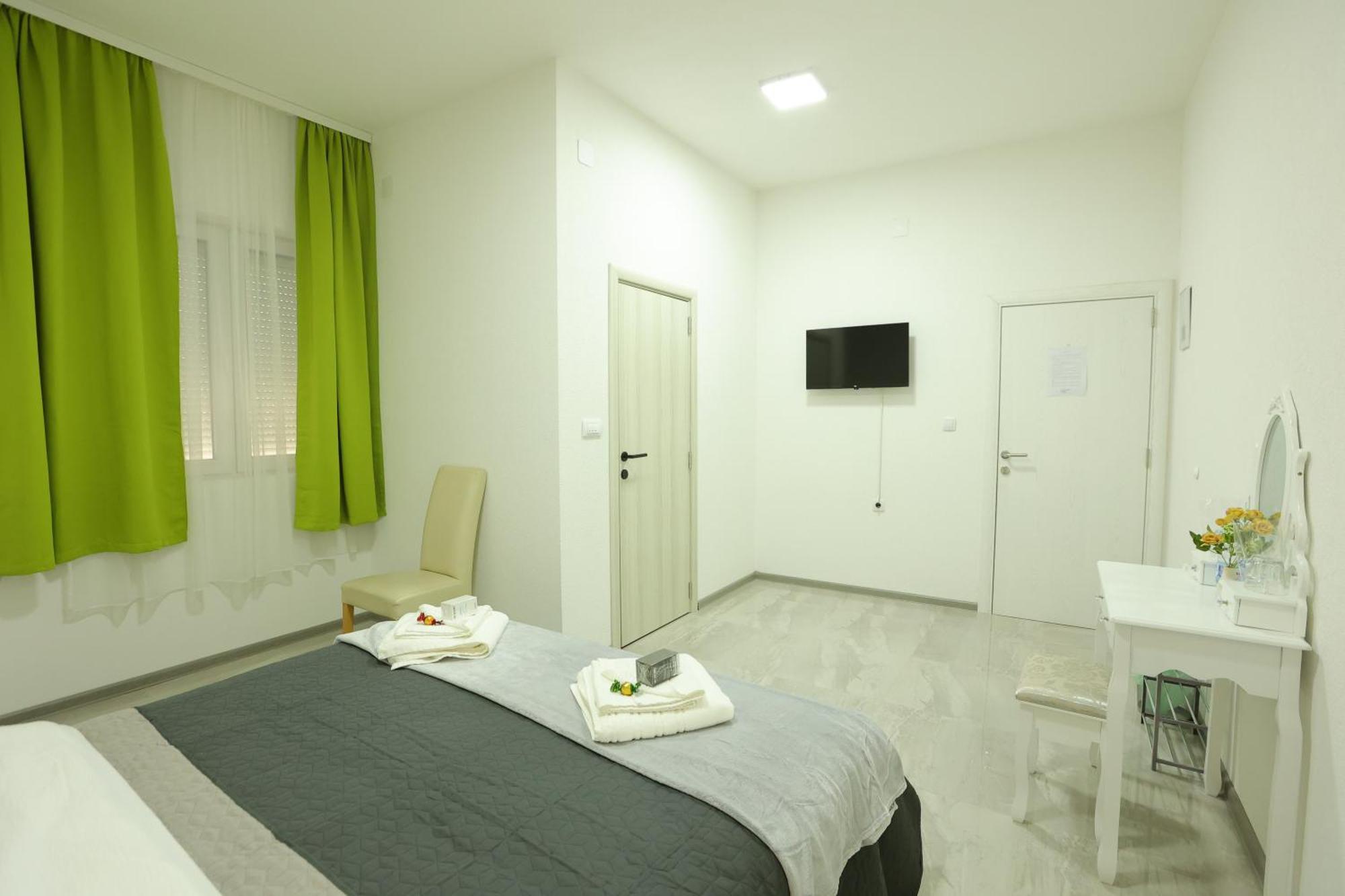 Ivan'S Guesthouse Paraćin Kültér fotó